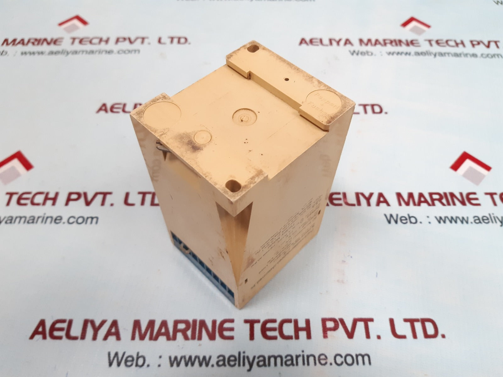 pepperl+fuchs we77/ex1-2u 06341s isolated switch amplifire relay 06341s