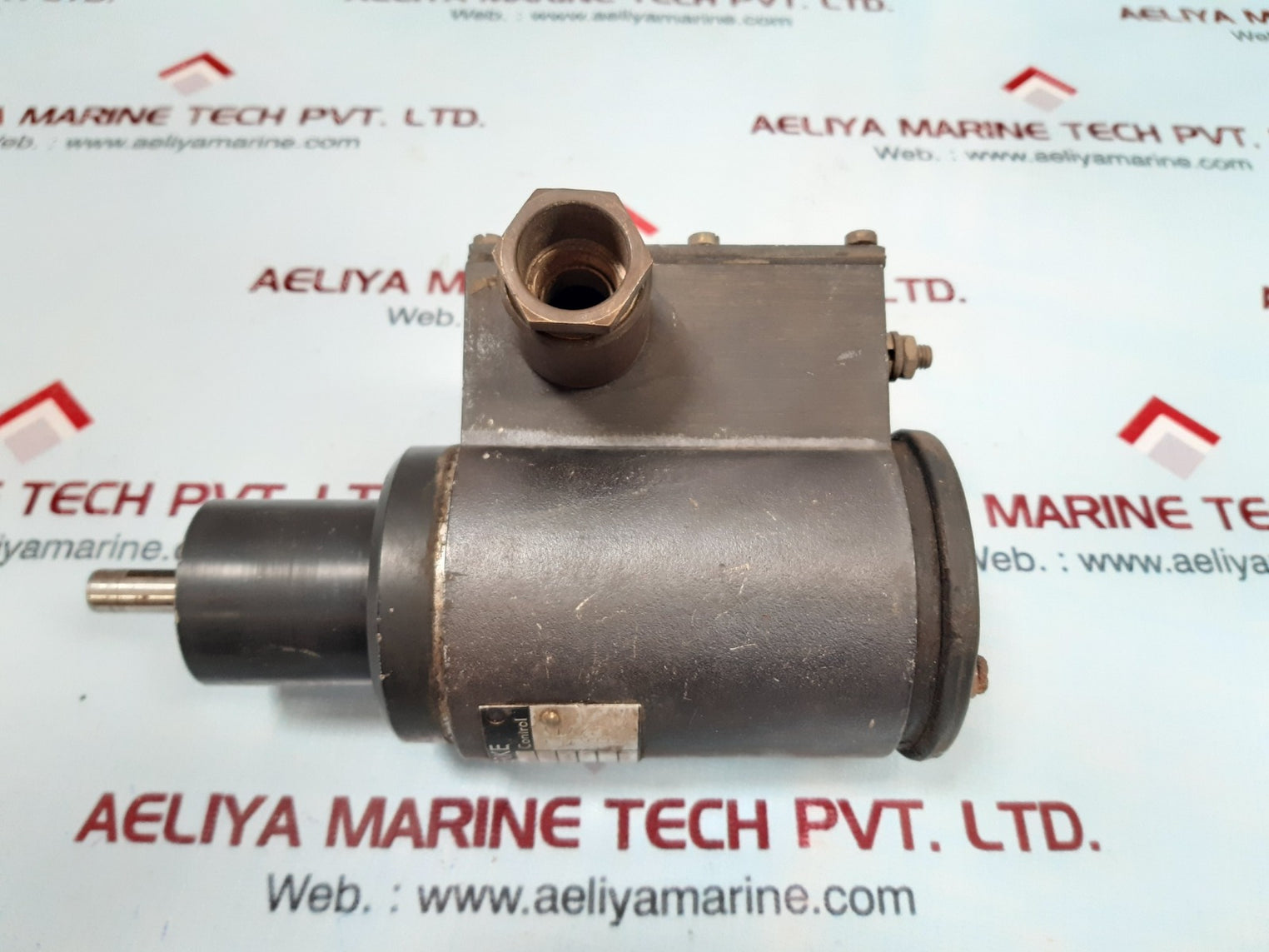 Deuta-werke efu69/1.44-.e generator tachometer 