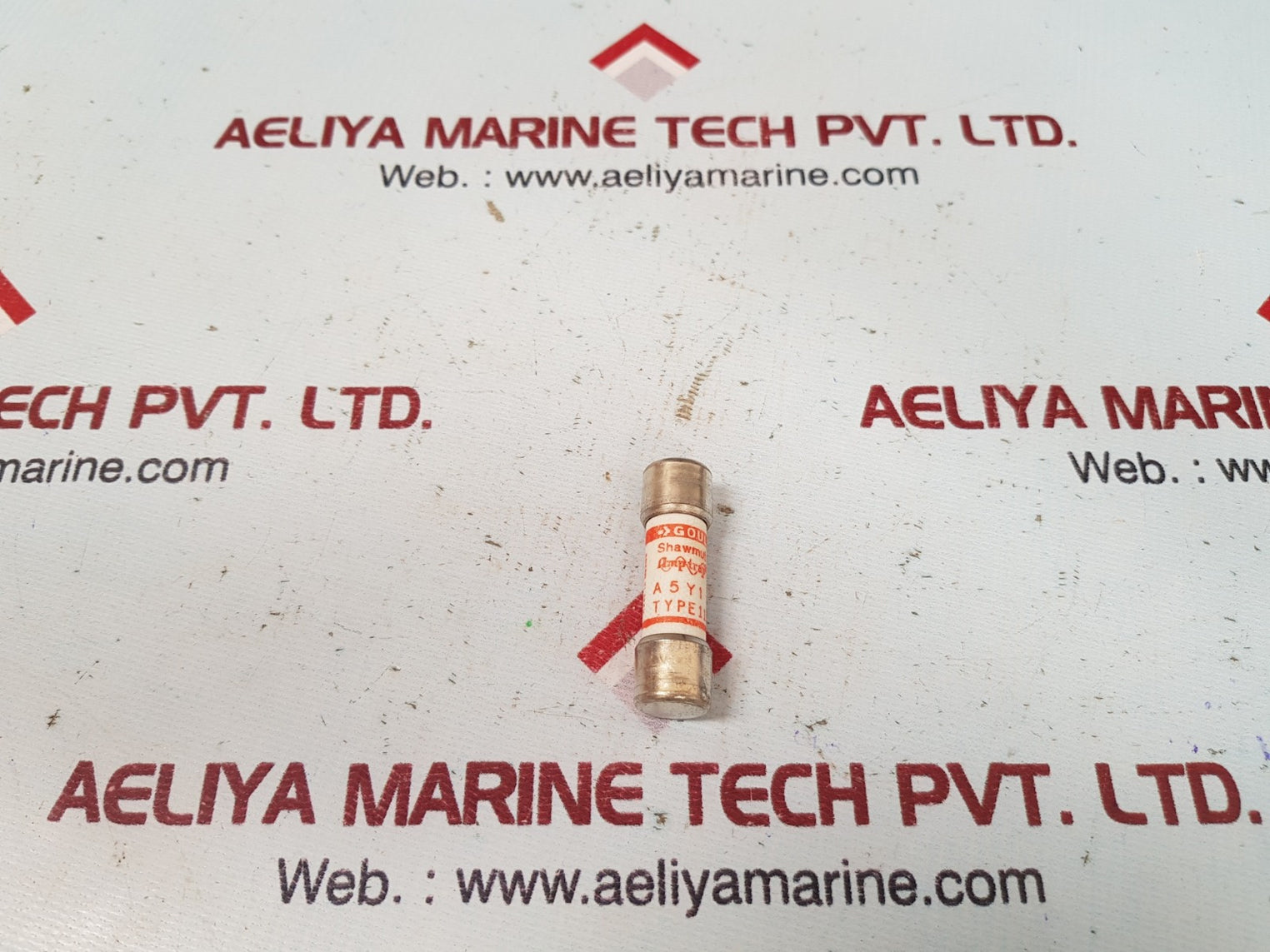 Set of 7x gould shawmut a5y1-11h fuse