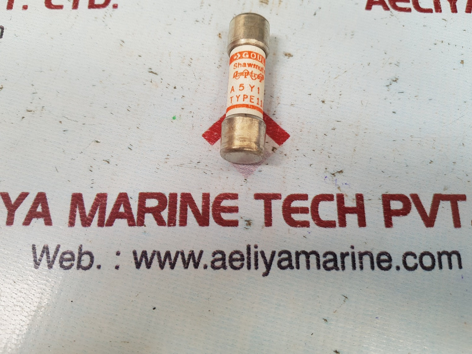 Set of 7x gould shawmut a5y1-11h fuse