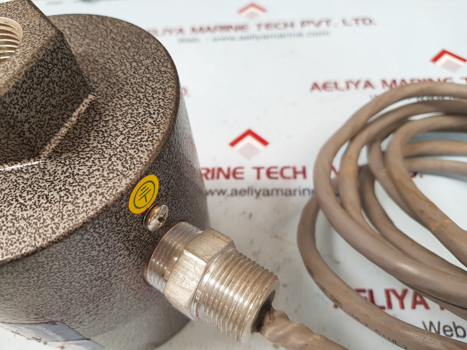 Honeywell u2 1010-pf flame monitoring system Used 