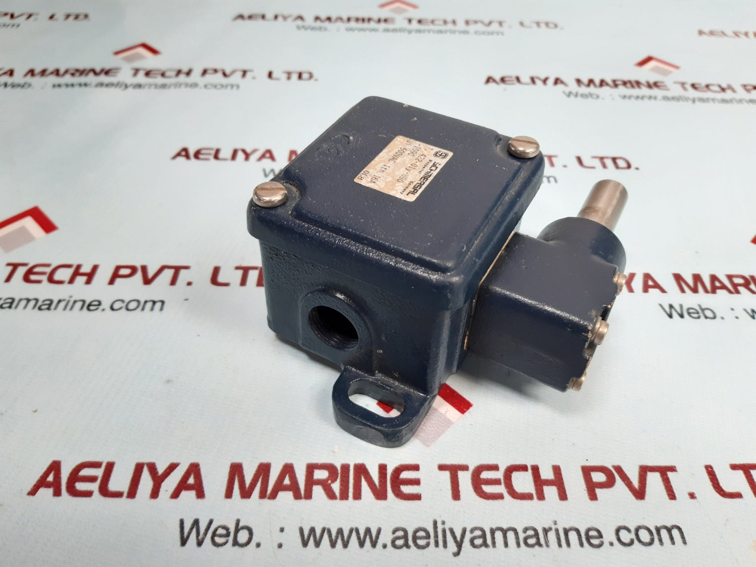 Schmersal t.422-01y-u90-1090 limit switch
