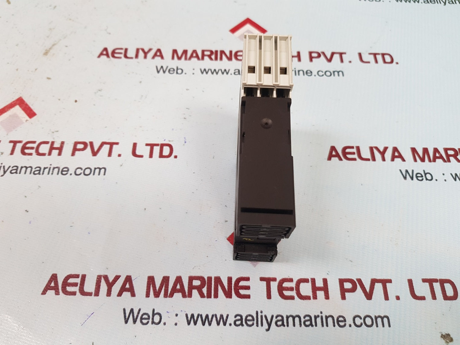 Siemens 3rp1525-1ap30 time relay 