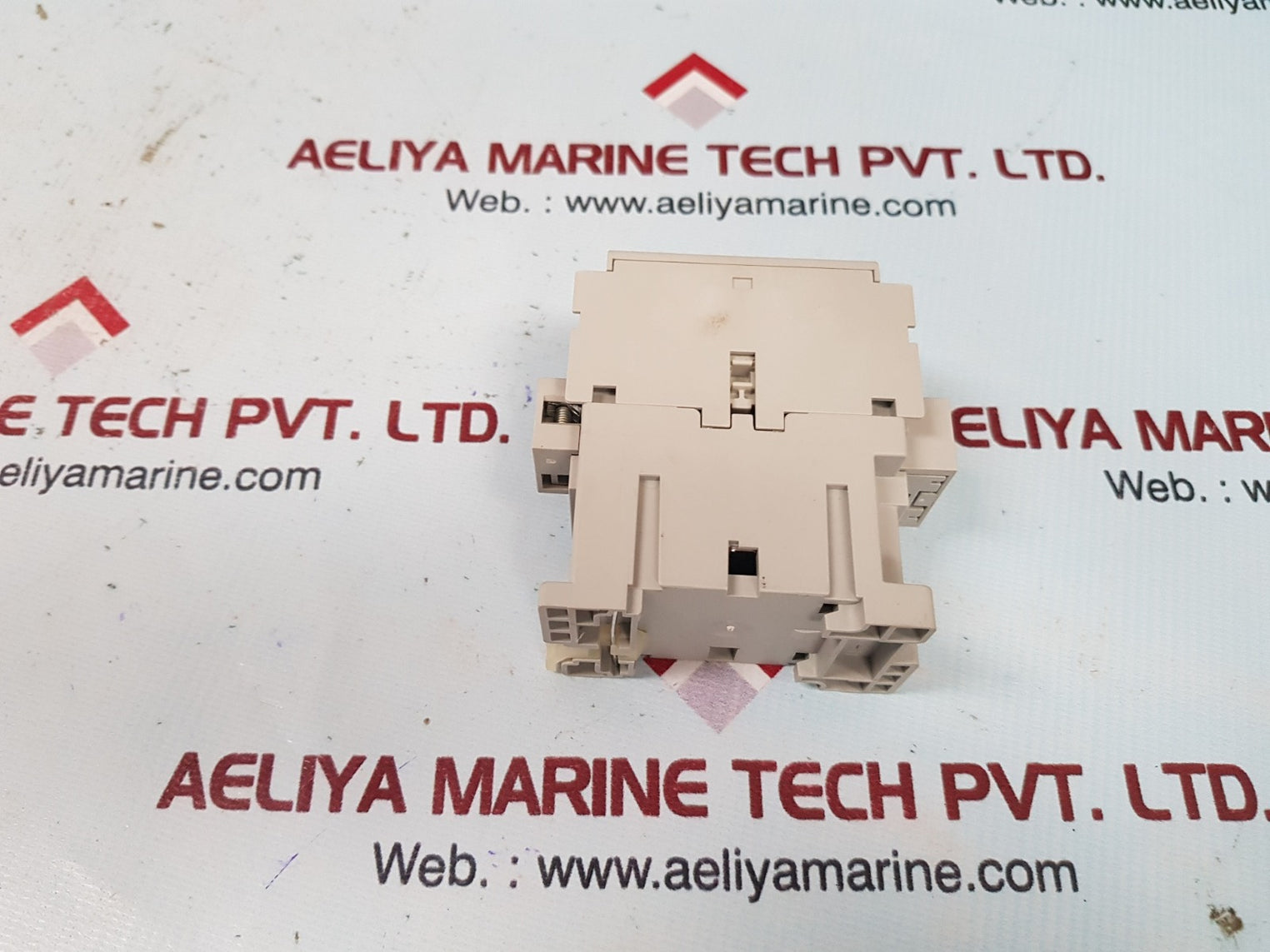 Carrier transicold 10-00431-07 contactor 