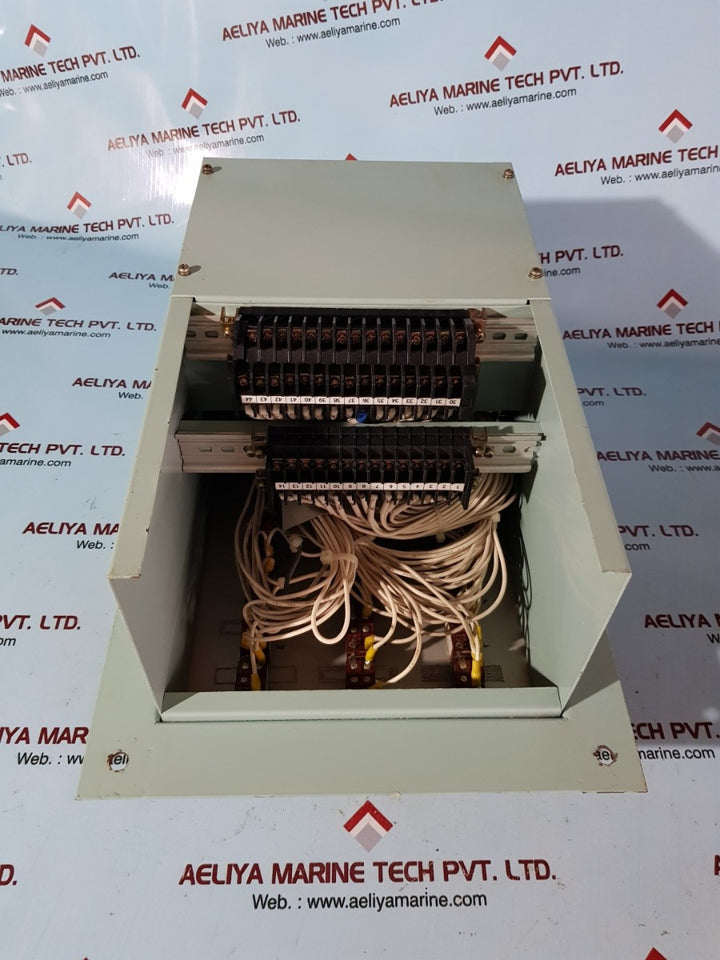 Hyun outdoor light control panel