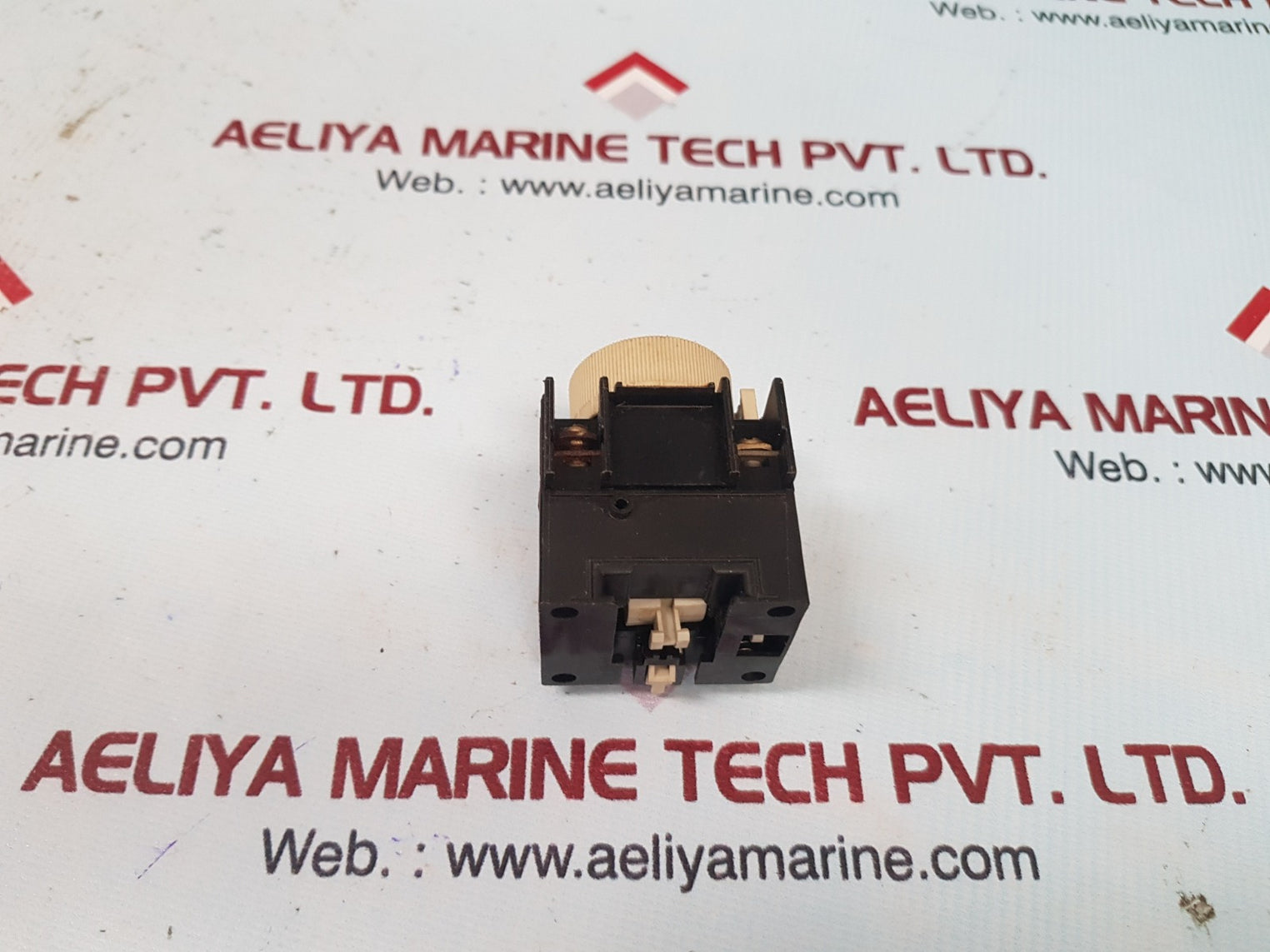 Telemecanique la2-d20 time delay module