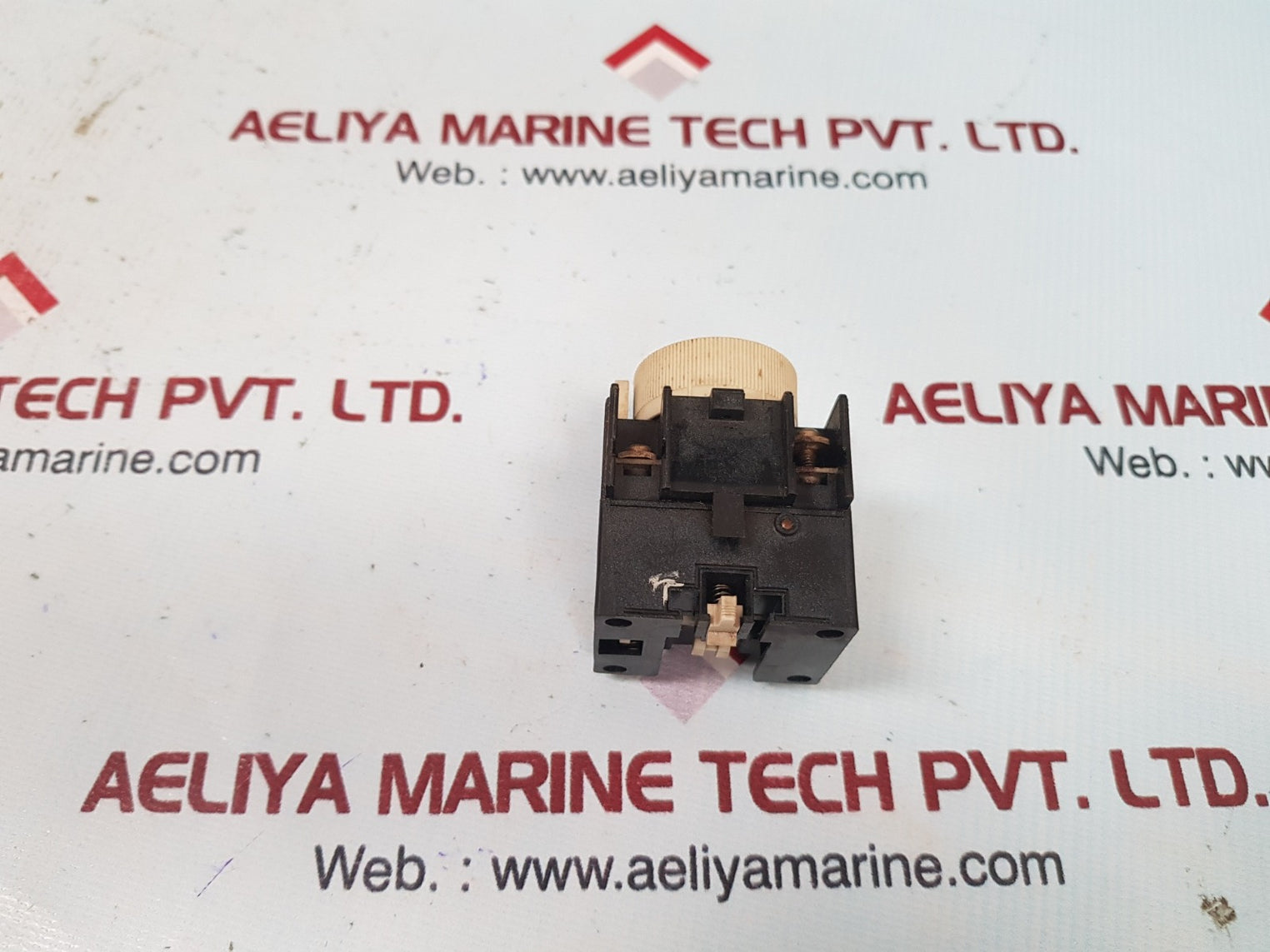 Telemecanique la2-d20 time delay module