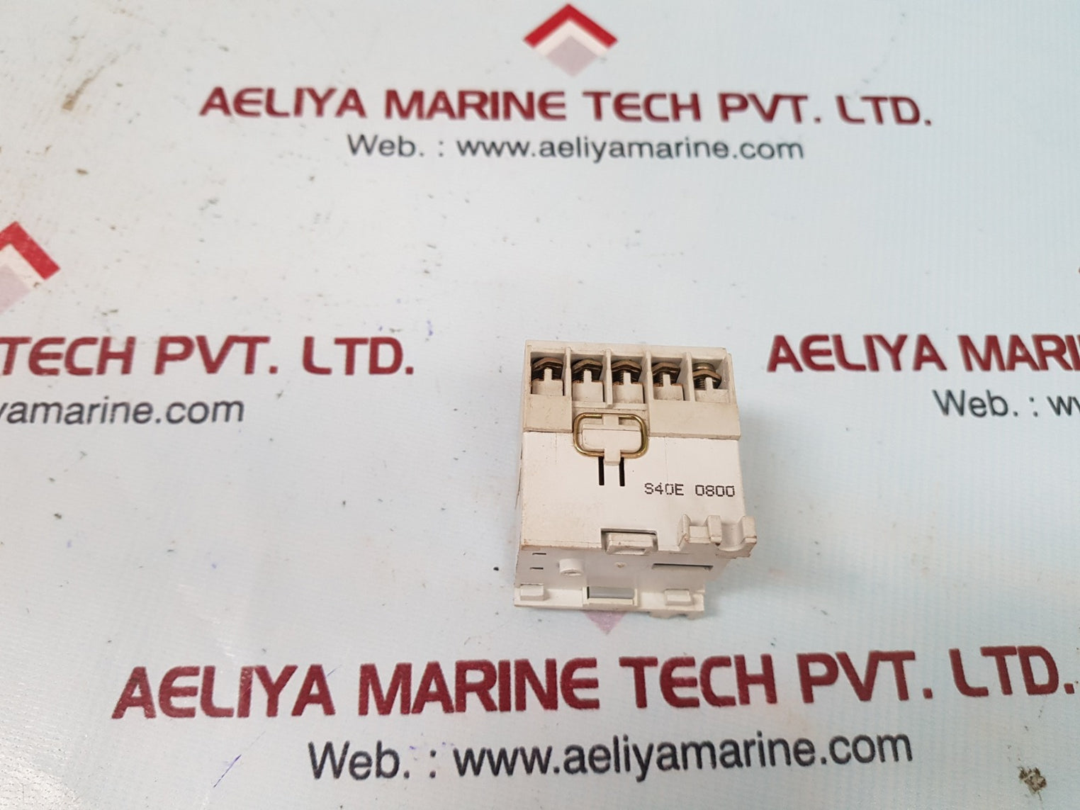 Allen-bradley 700-m400 control relay ser A