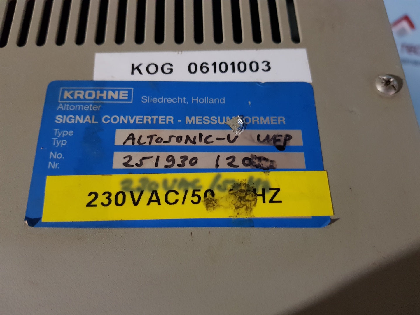 Advantech aws-8420t workstation operator interface