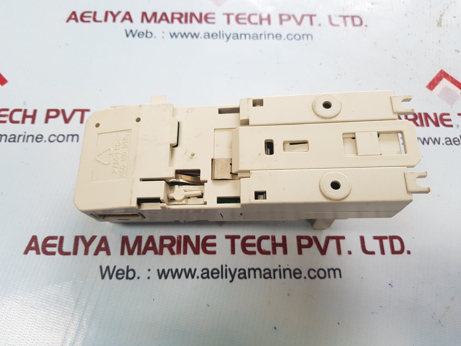 Abb tu811v1 3bse013231r1 compact module termination unit 