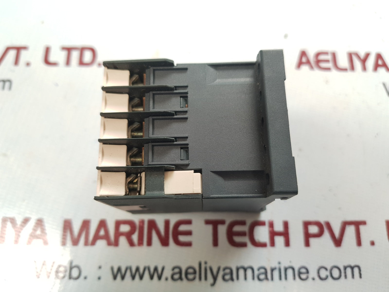 Schneider electric lp4k1210bw3 auxiliary contact 
