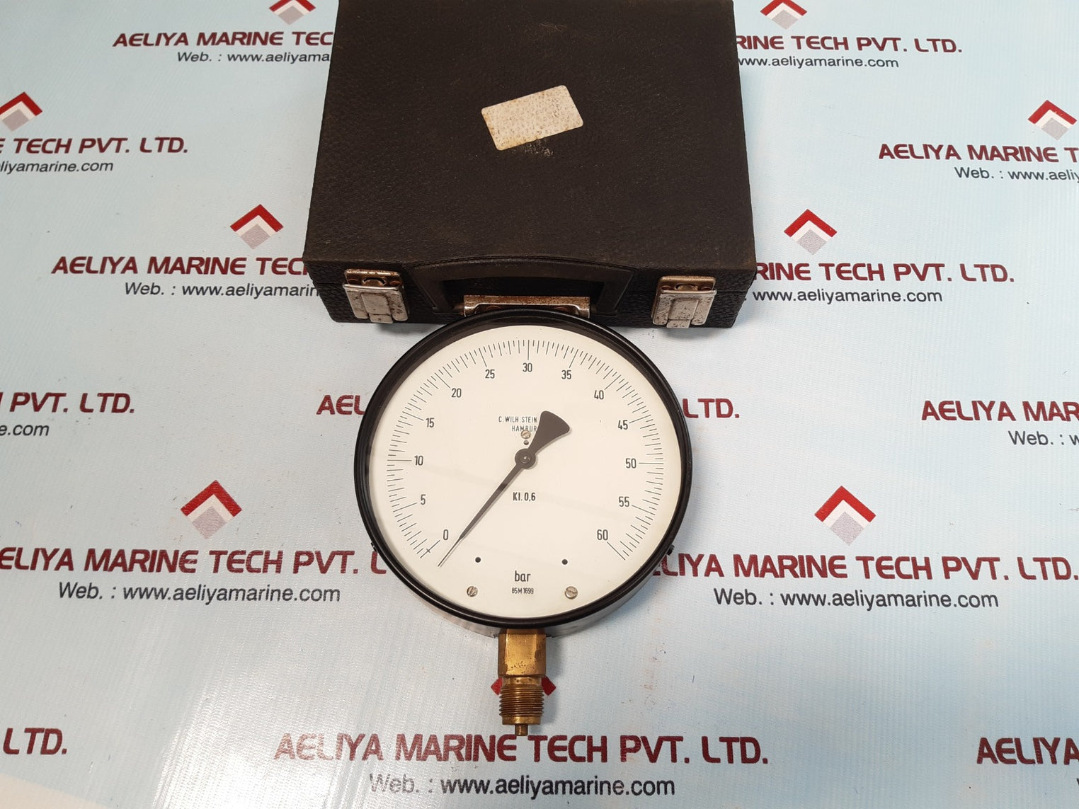 C.wilh.stein sohn kl.0,6 manometer pressure clock