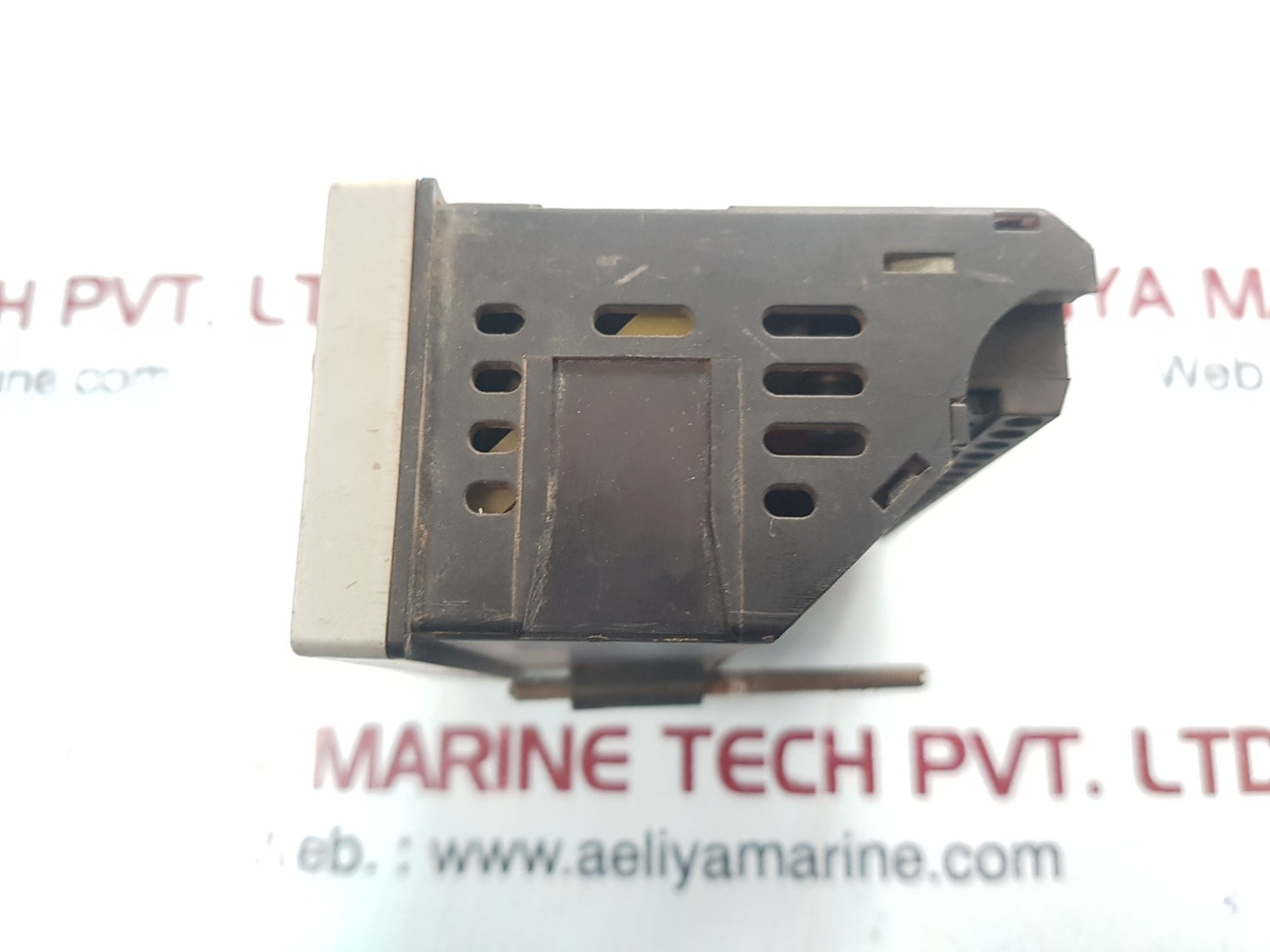 Jumo itron 08 temperature controller 702042/88-888-888-23/000