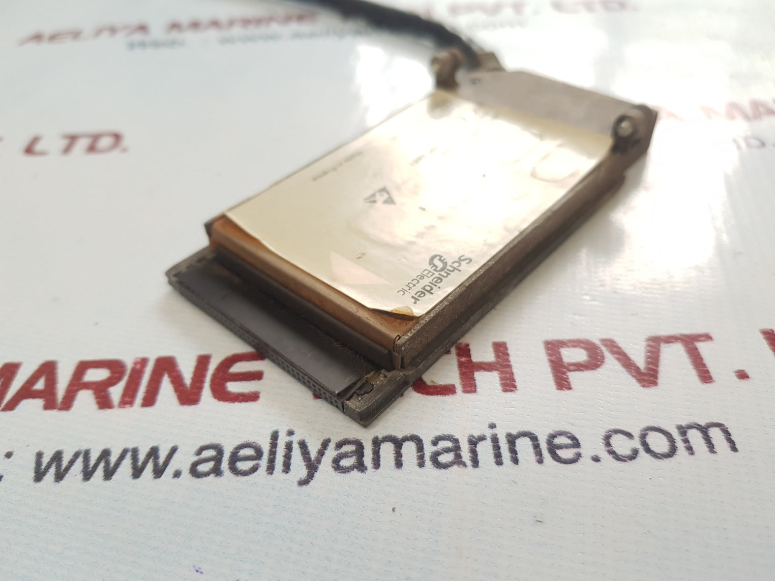 Schneider electric 467 nhp 811-dp pcmcia profibus interface 