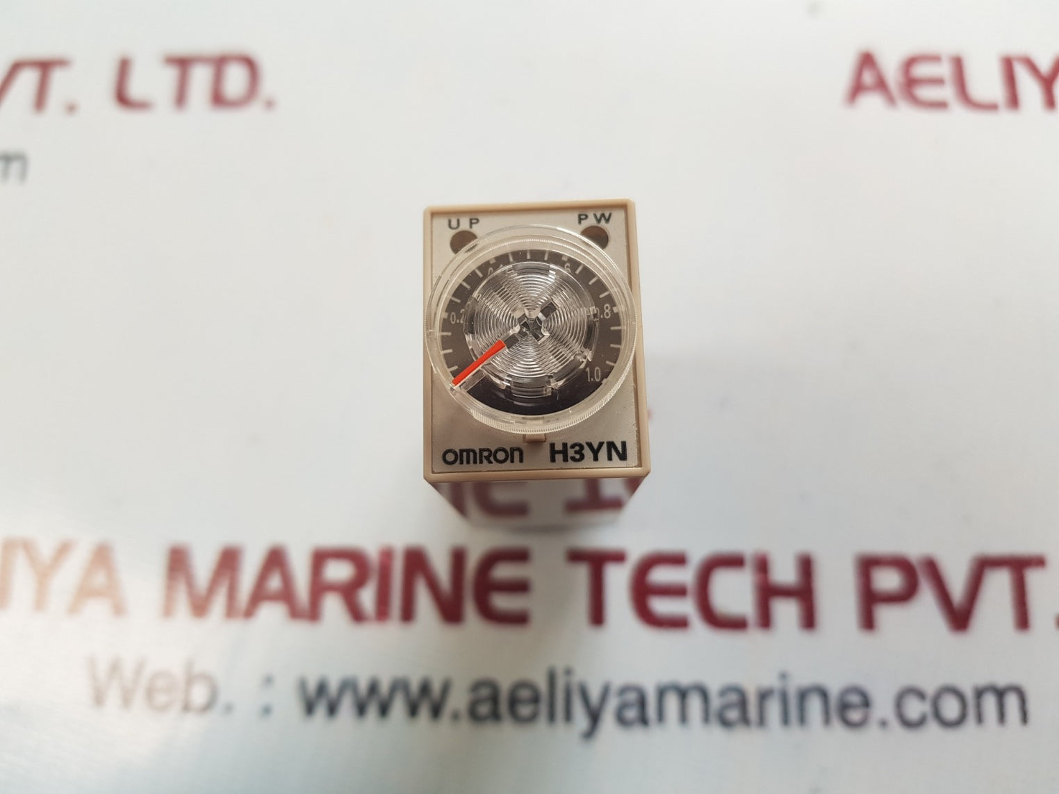 Omron h3yn-4 timer relay 200-230v ac