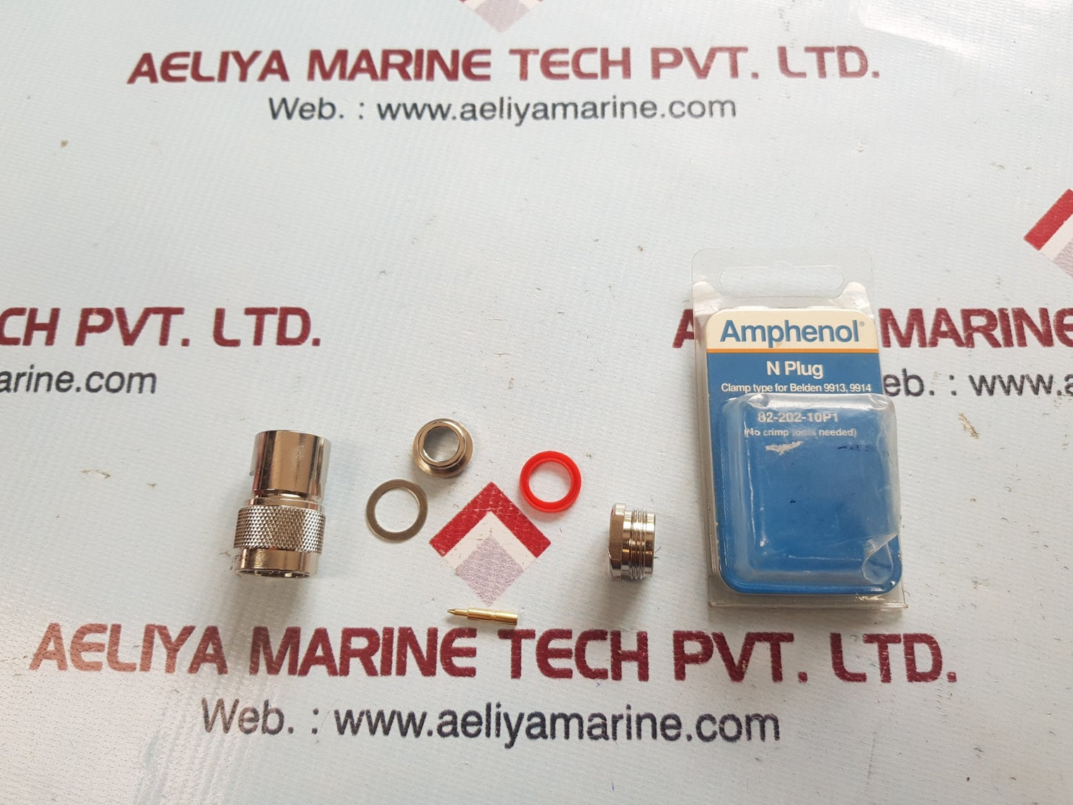 Amphenol n plug 82-202-10p1 straight crimp plug connector