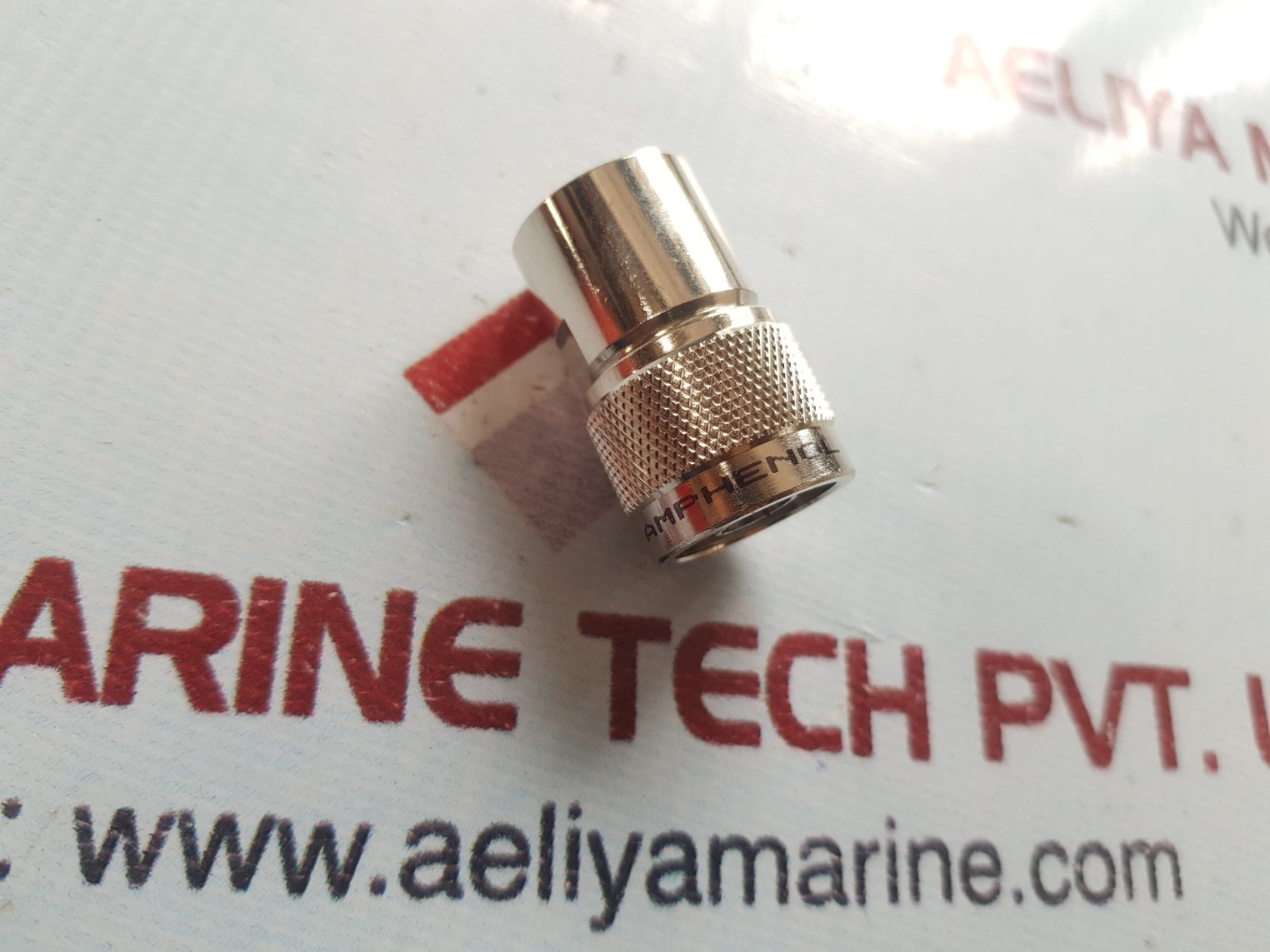 Amphenol n plug 82-202-10p1 straight crimp plug connector