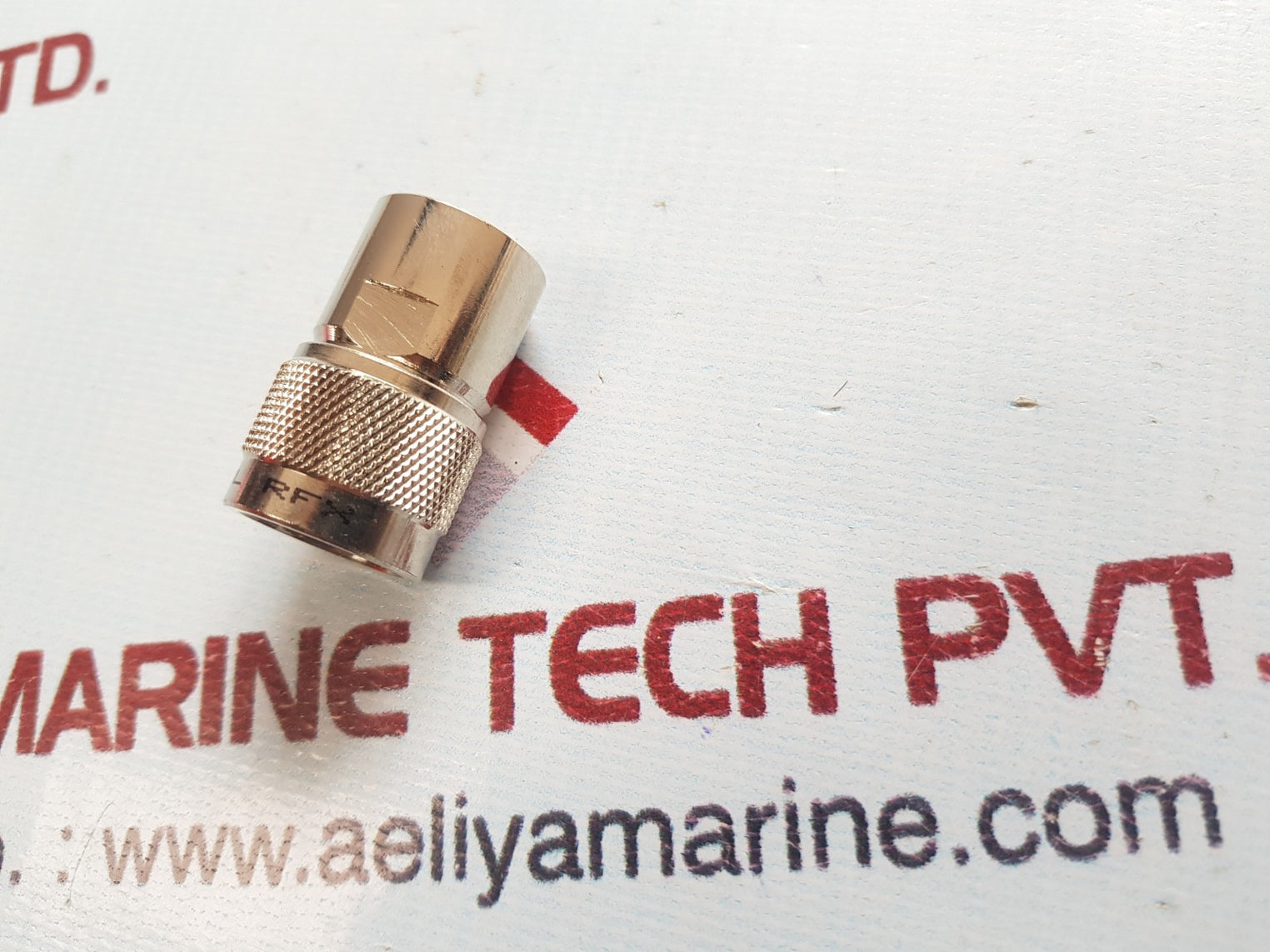 Amphenol n plug 82-202-10p1 straight crimp plug connector