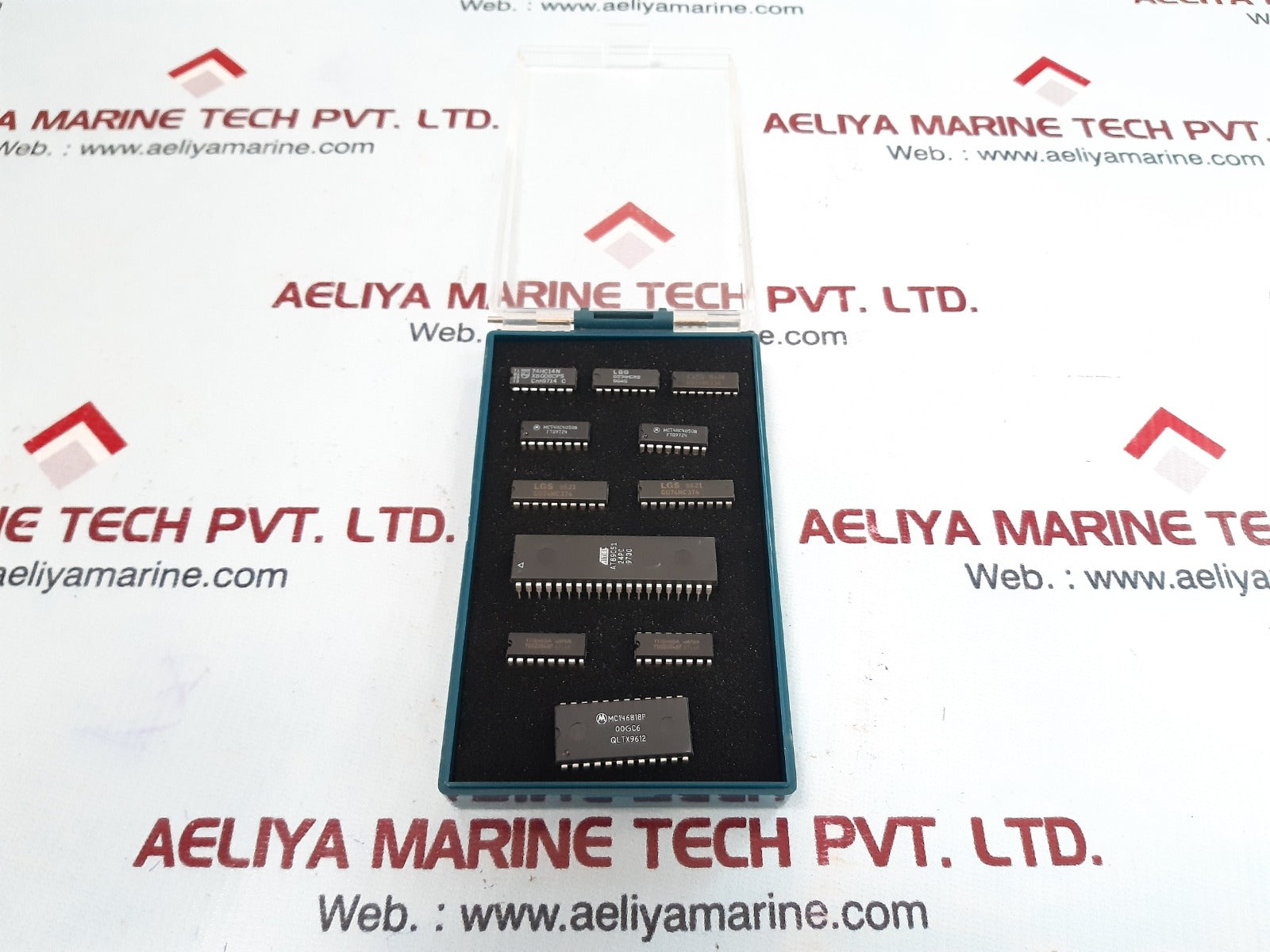 Electronic chip set