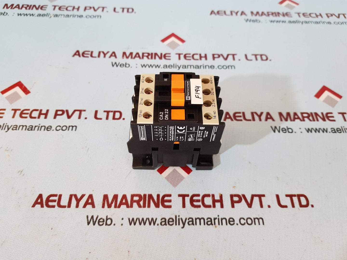 Telemecanique Ca2 Dn22F7 Control Relay 110V 50/60Hz