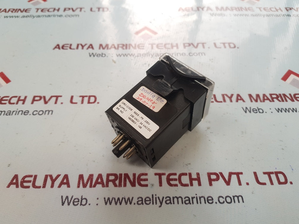 Selec 55es-p8-230 panel mounted timer