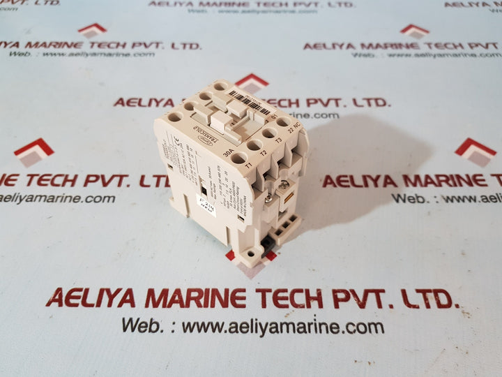 Carrier transicold xmc2-308s contactor(30amp) 10-00431-12