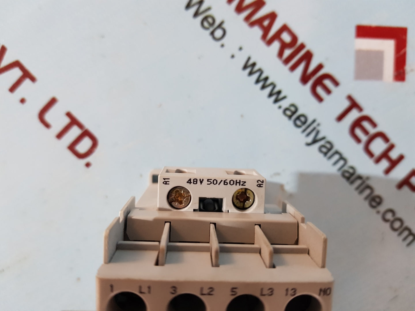 Allen-bradley 100-c12y10 contactor ser A