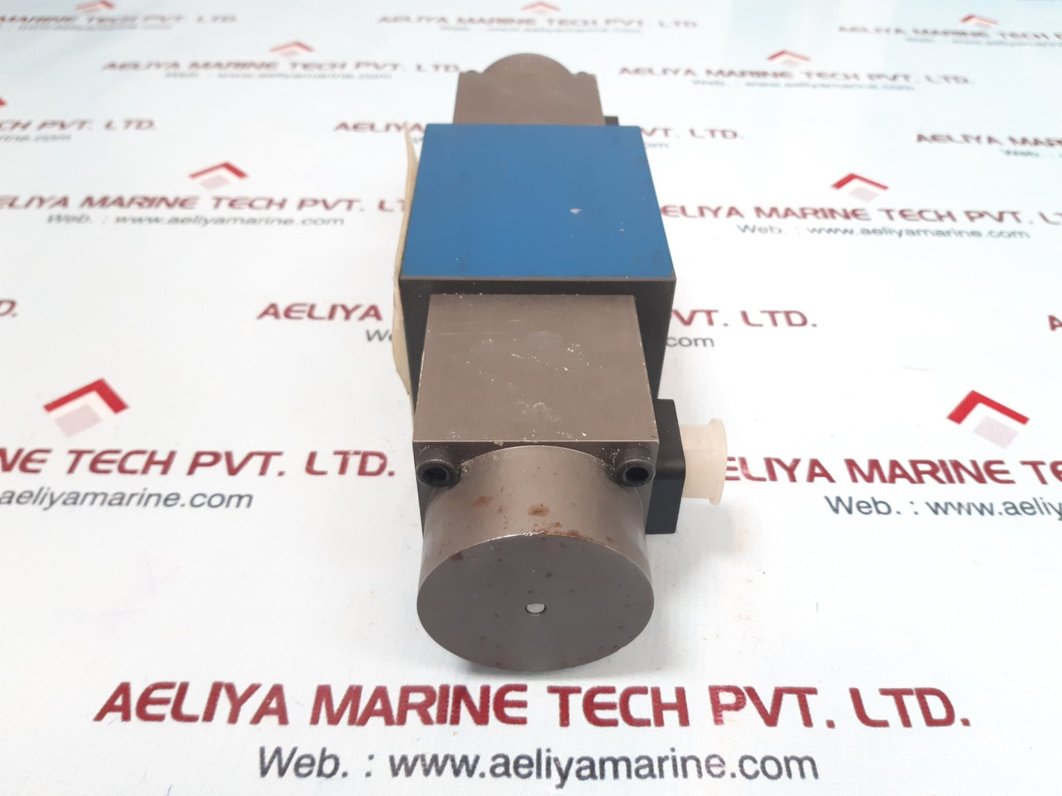 Bosch 0 831 006 033 valve