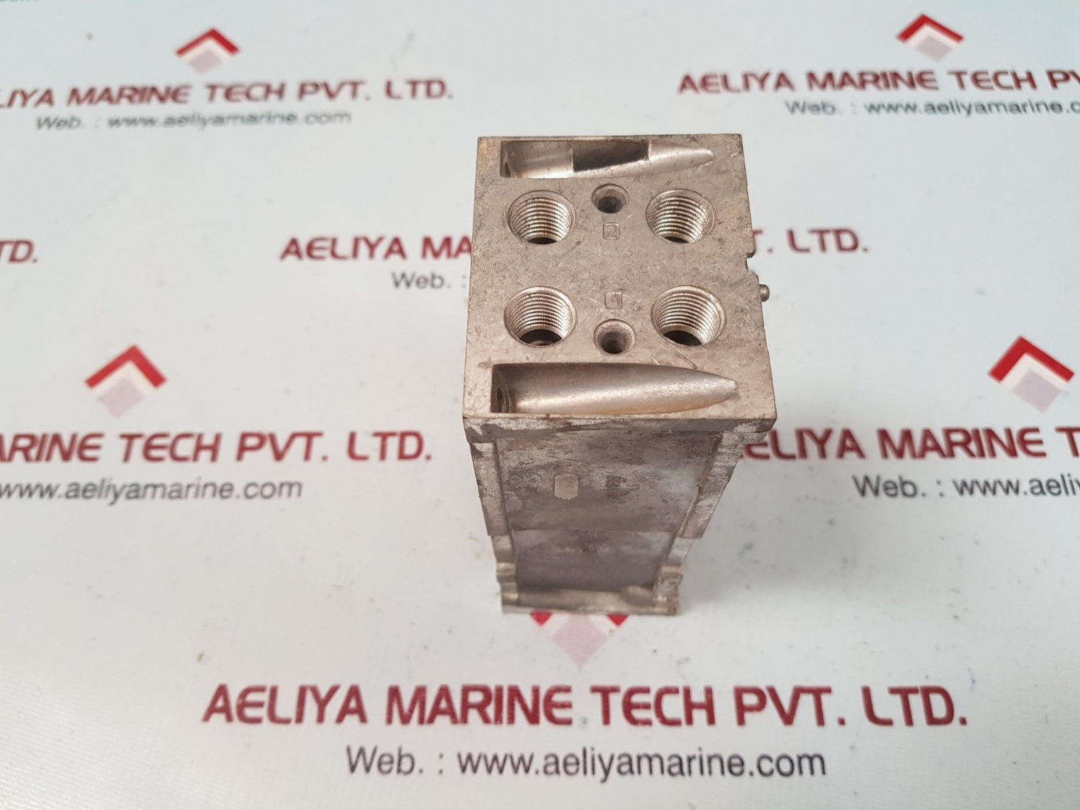 Festo vabv-s4-1s-g14-2t2 manifold sub-base used