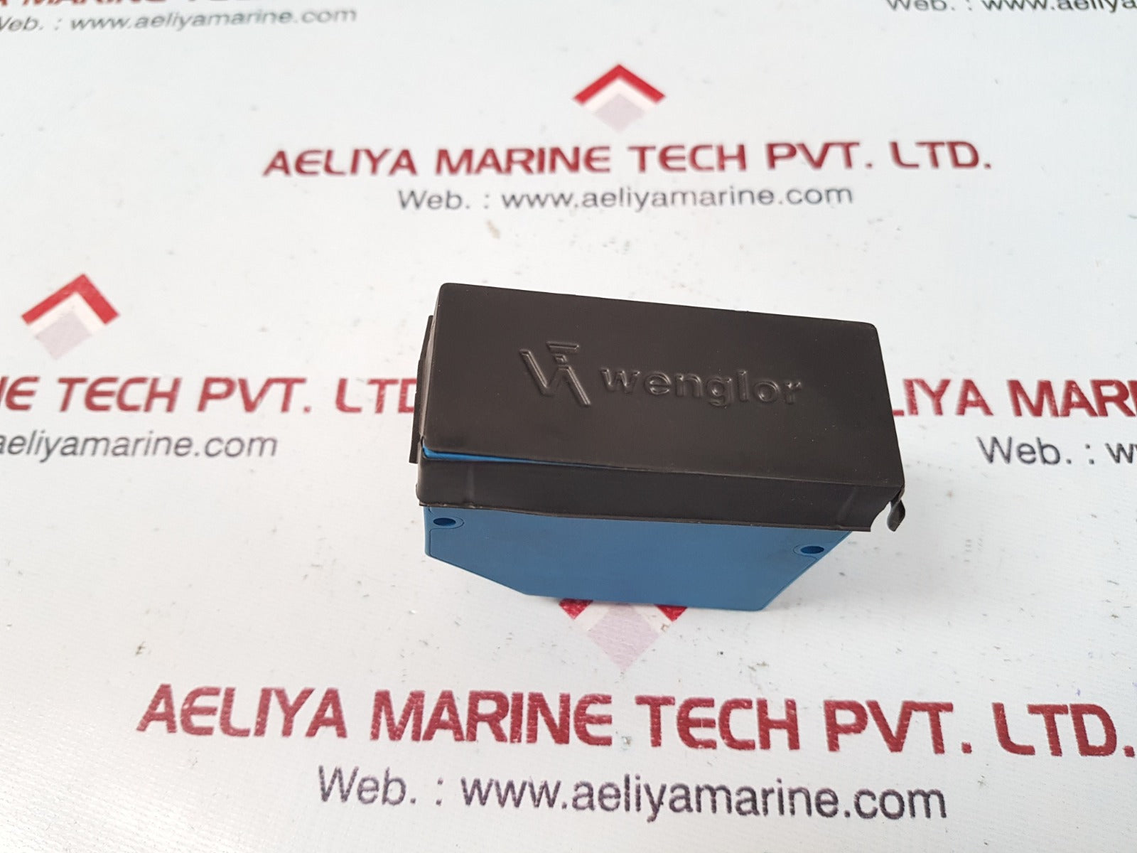 Wenglor yt44mgv80 reflex sensors