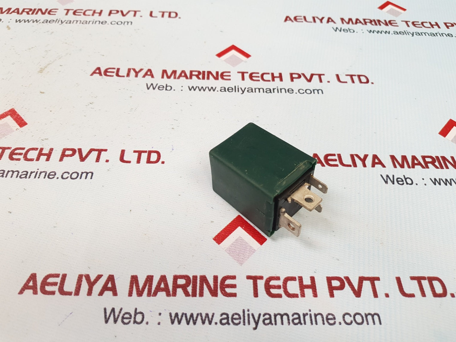 Lucas 26/11 charge relay