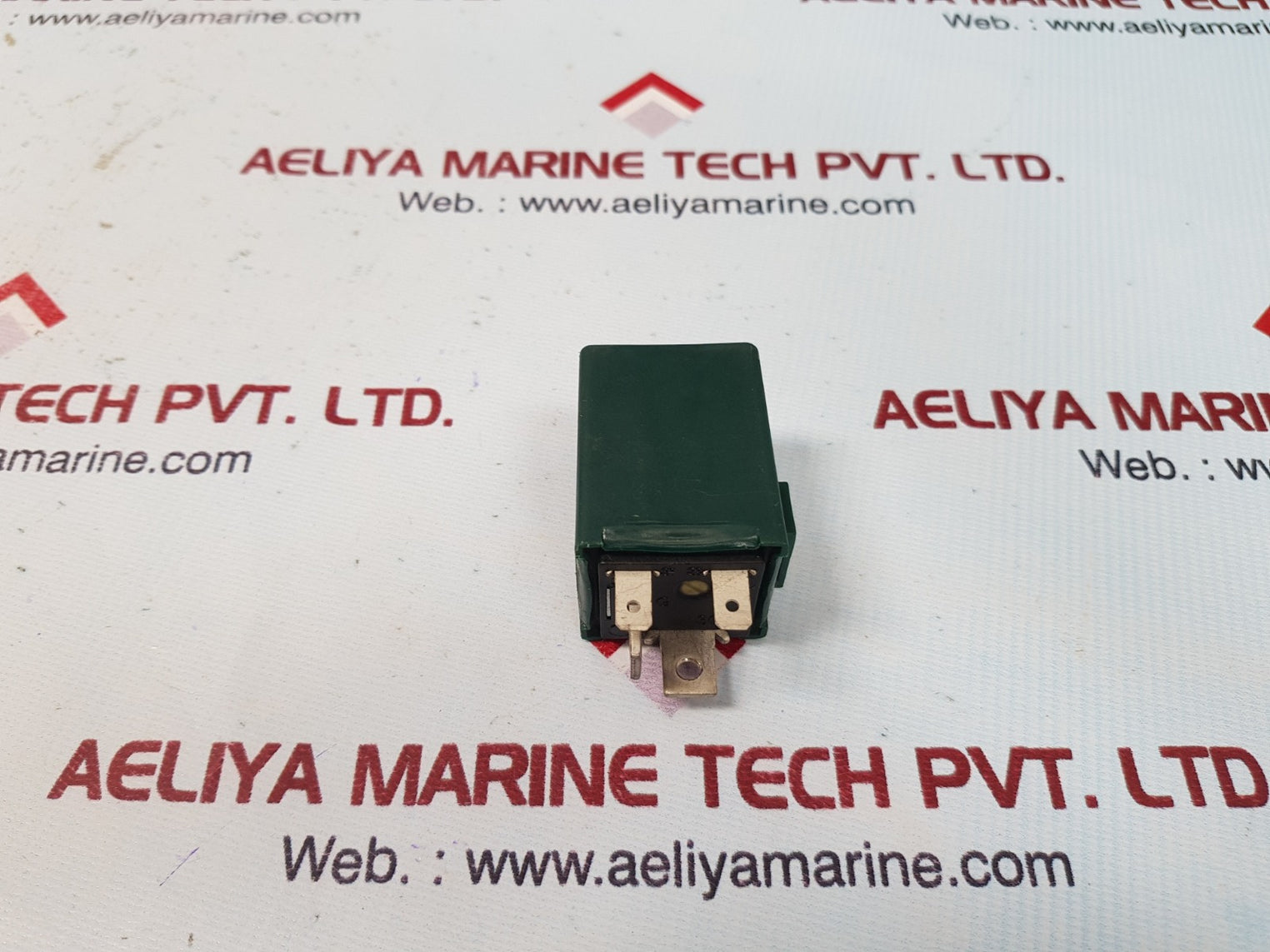 Lucas 26/11 charge relay