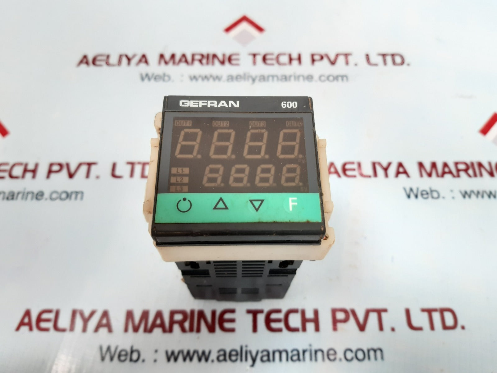 Gefran 600-r-d-0-0-1 temperature controller