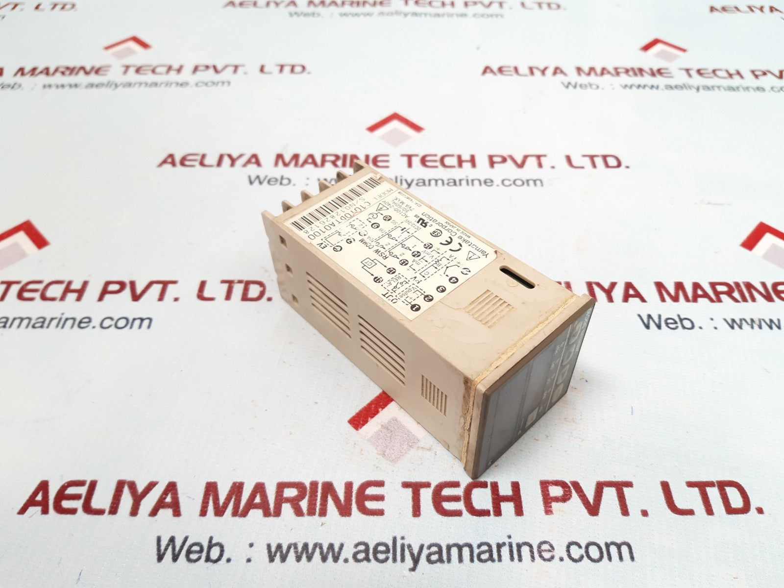 Yamatake sdc10 temperature controller ac100-240v