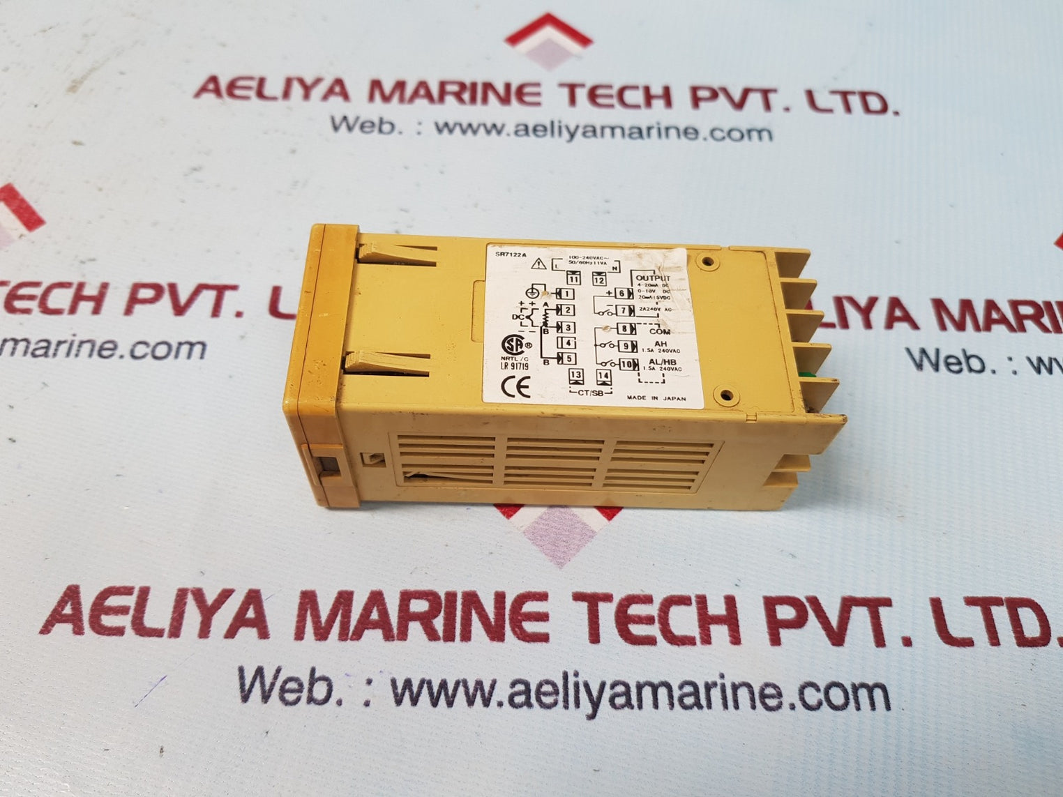 Shimaden sr71-8y1-1c temperature controller