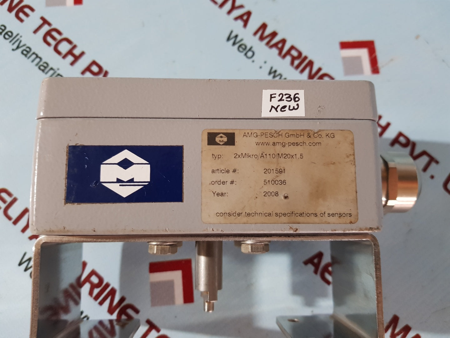 Amg-pesch 2xmikro/a110/m20x1.5 limit switch