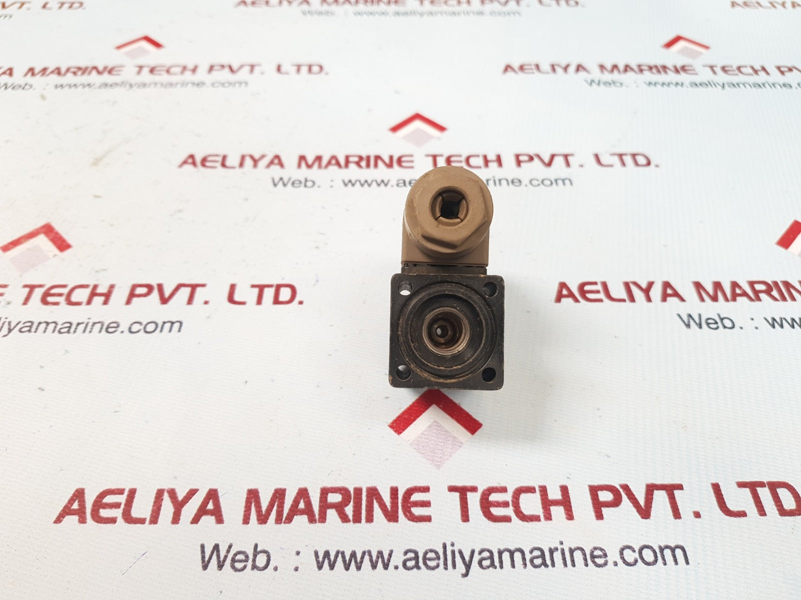Burkert 211a solenoid valve 24v 50/60hz 