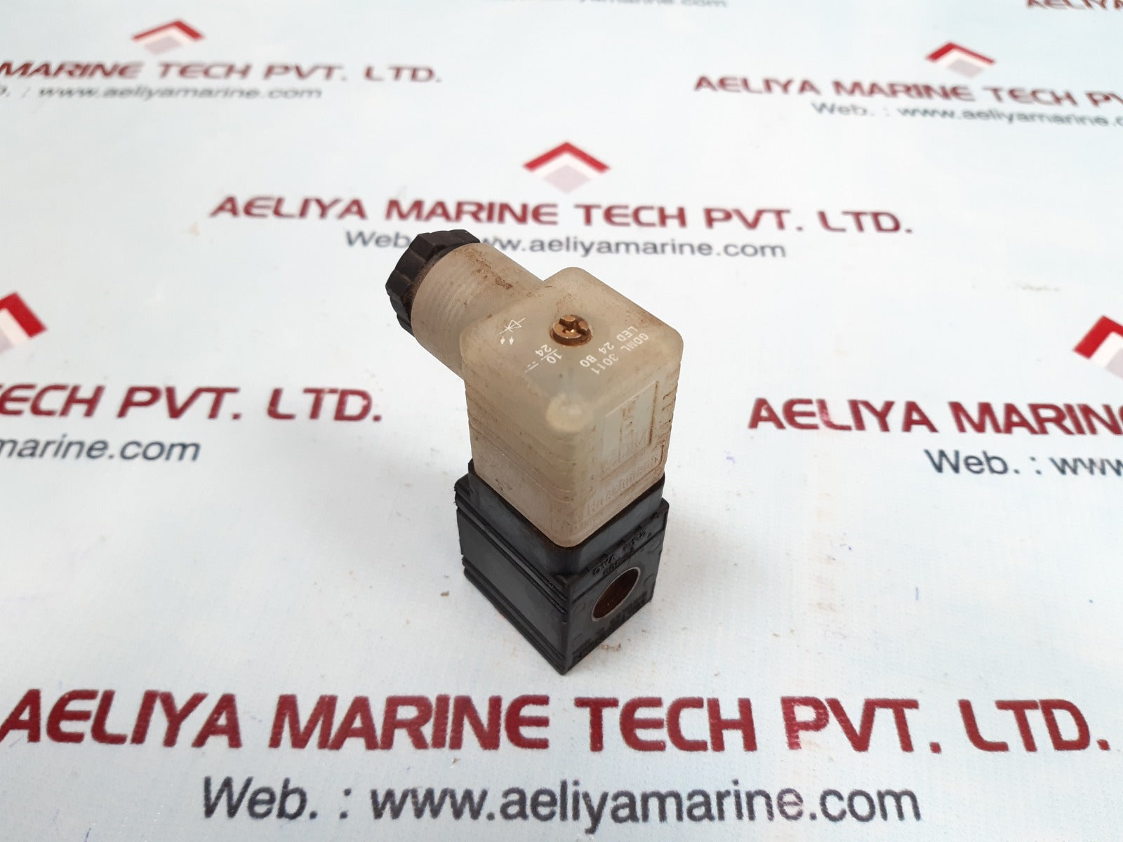 Hirschmann gdml 3011 led 24 connector 