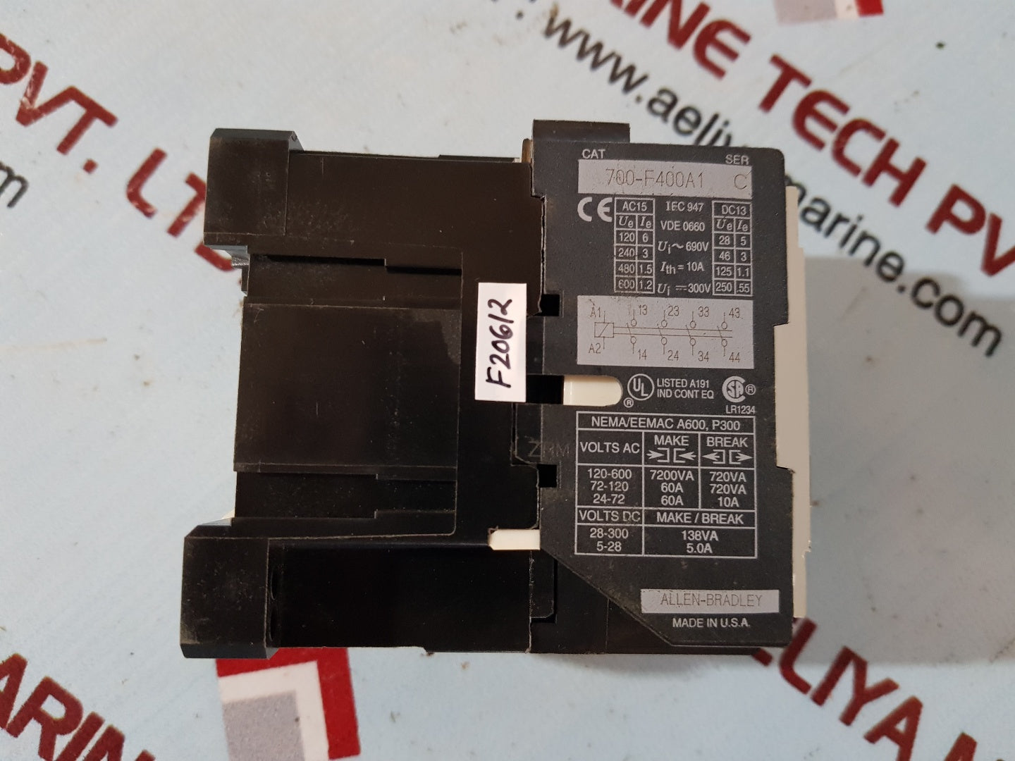 Allen-bradley 700-f400A1 Control Relay 120V-60Hz