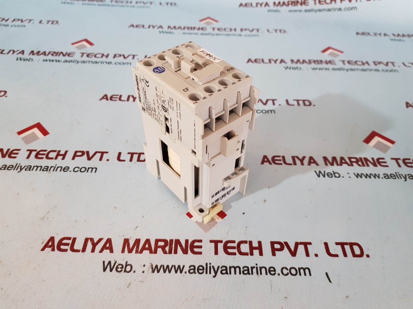 Allen-bradley 700-cf400zj control relay ser.A