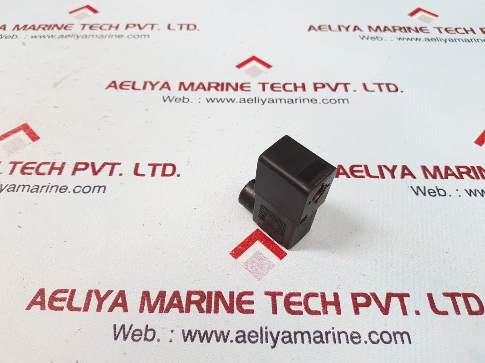 Nur 342 054 702 2 solenoid valve coil 