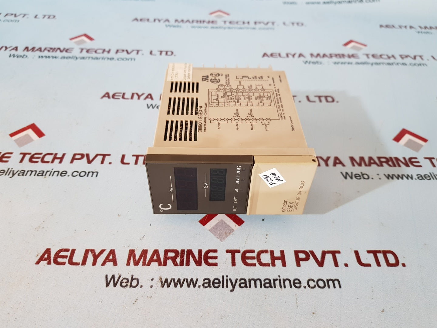 Omron e5ex-a temperature controller