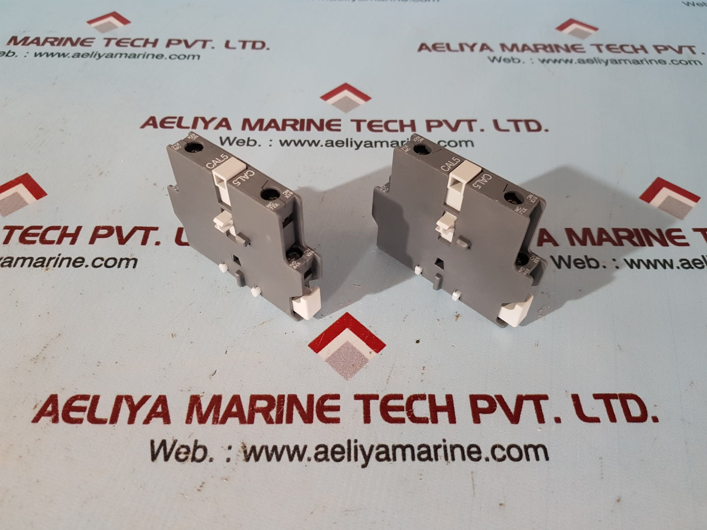 Abb cal5-11b auxiliary contact