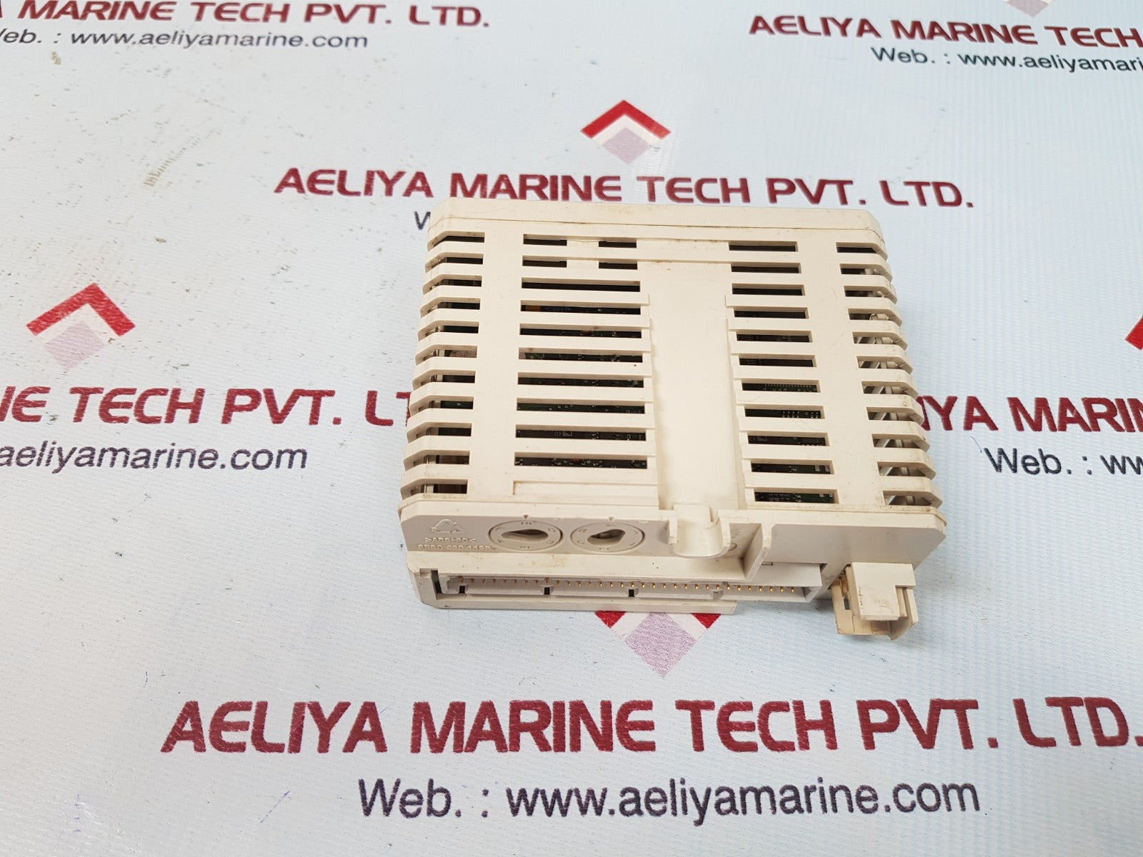 Abb ao810 3bse008522r1 analog output module