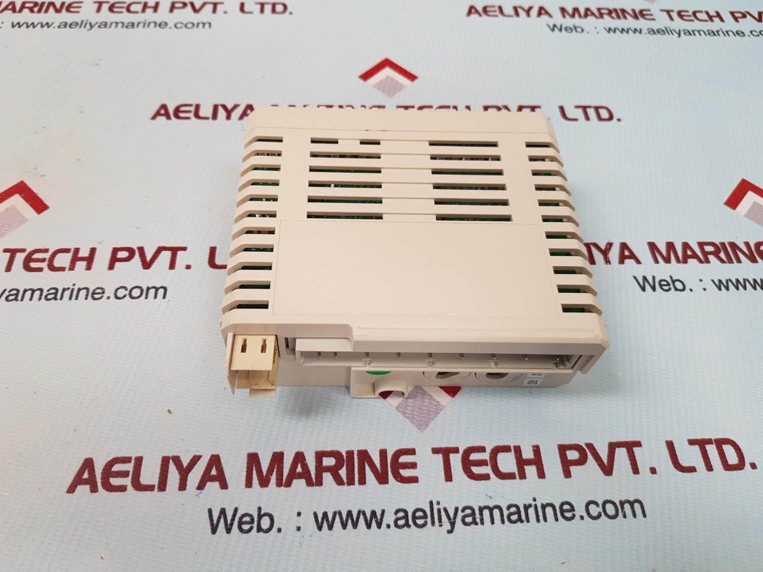 Abb do820 digital ouput relay 8ch 5-250v