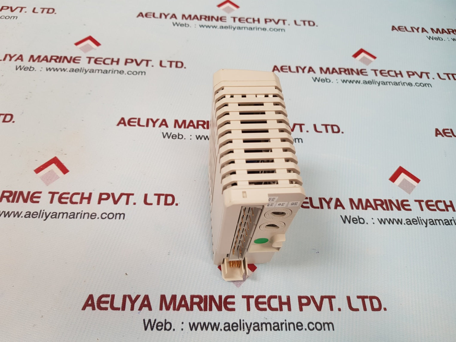 Abb do820 digital ouput relay 8ch 5-250v