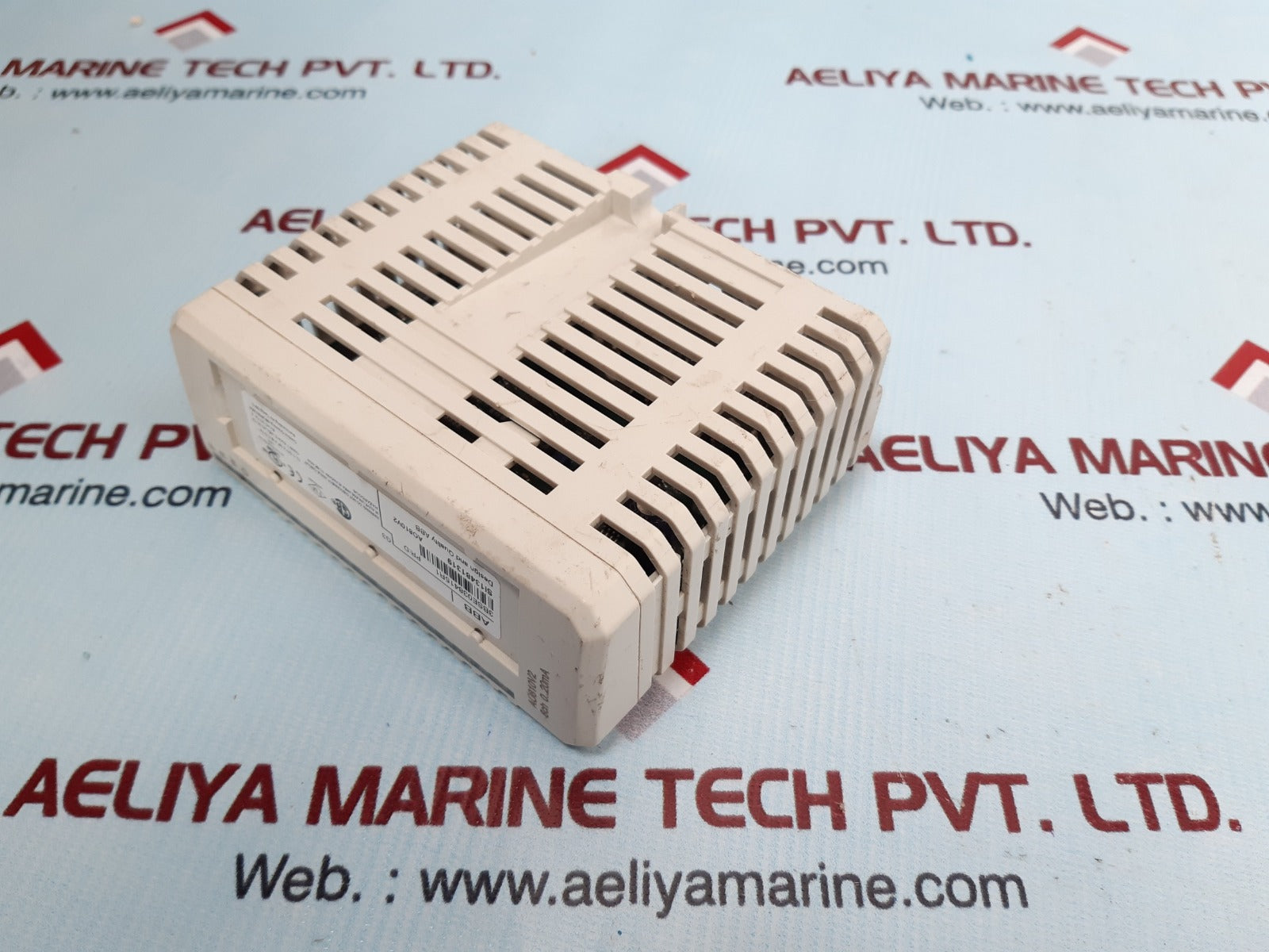 Abb ao810v2 output module 3bse038415r1