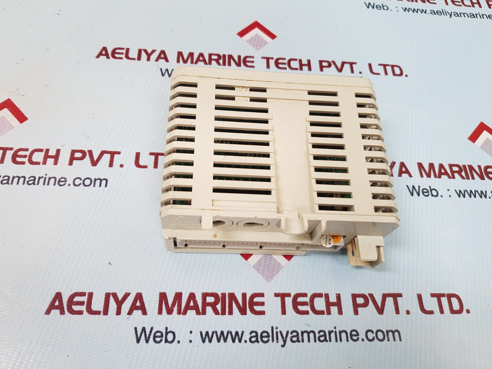 Abb di811 digital input module 3bse008552r1
