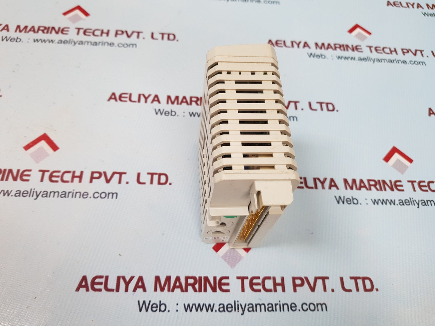 Abb di811 digital input module 3bse008552r1 pr:f