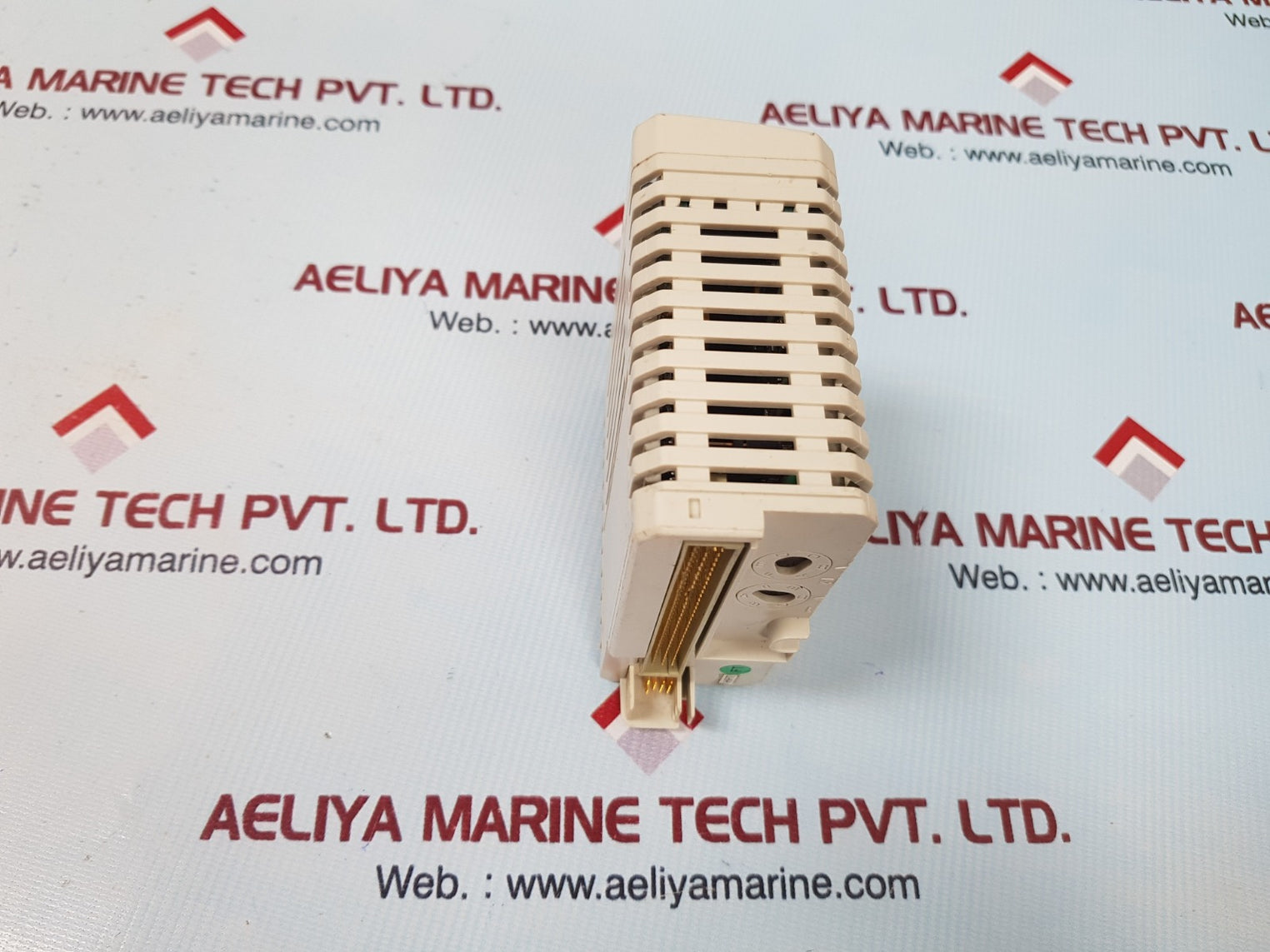 Abb ao815 3bse052605r1 analog output module pr:d 